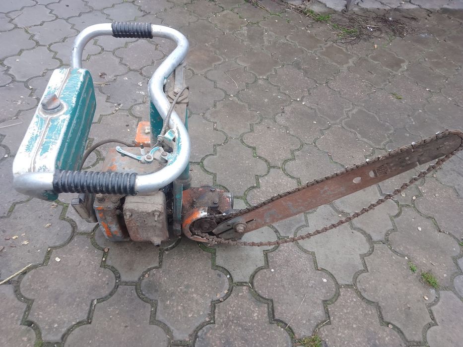 Продам пилка Урал