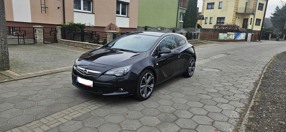 Opel Astra J GTC Black Edition 1,7 CDTI 130 KM Możliwa zamiana