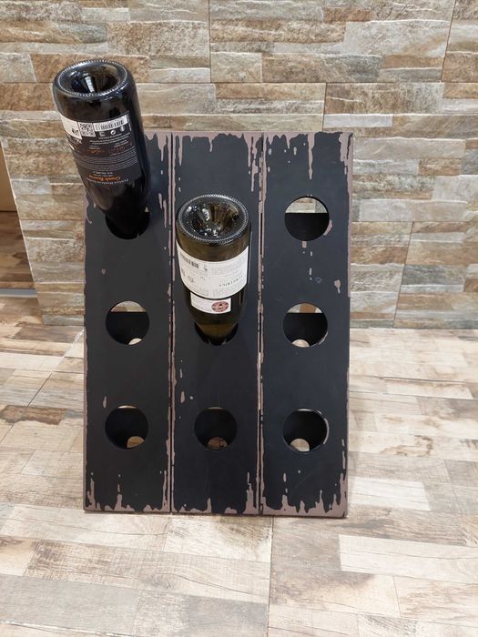 Porta garrafas em madeira