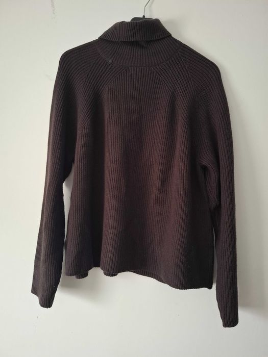 Golf czekoladowy damski