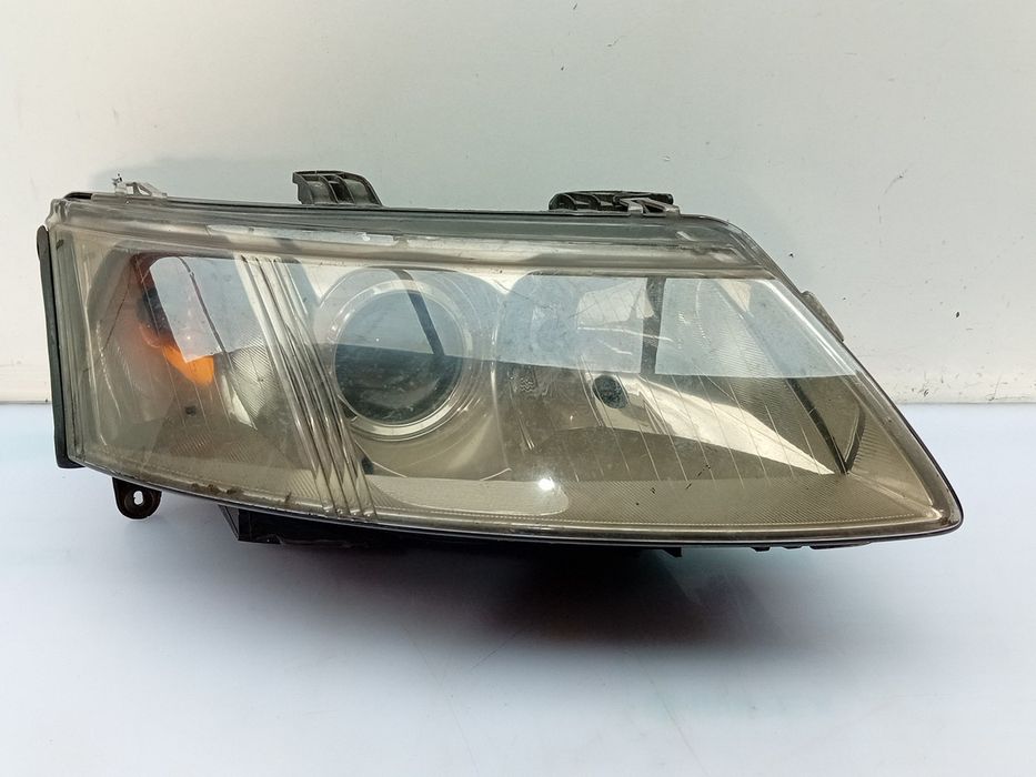 Ótica / farol direita SAAB 9-3 Station Wagon (YS3F)