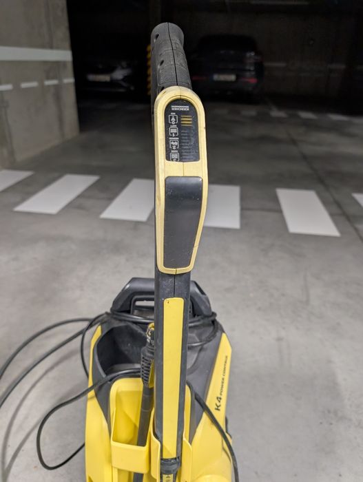 Lavadora de Alta Pressão Karcher K4