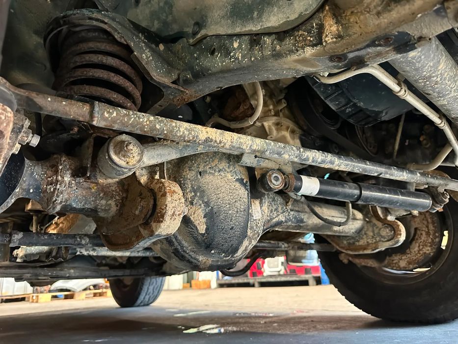 Carroçaria / chassis para peças NISSAN Patrol GR V Wagon (Y61)
