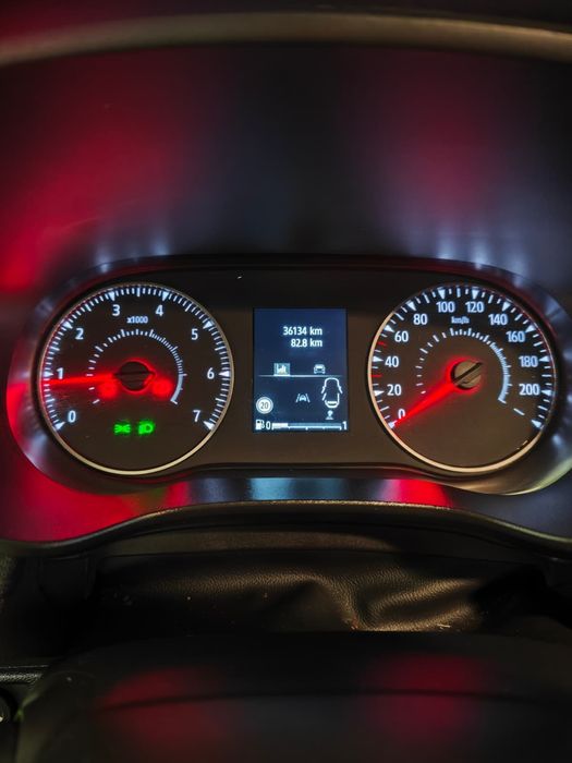 Dacia Sandero 2024 – Branco, 5 Portas, Bi-Fuel GPL