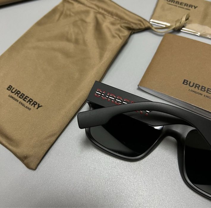 Burberry оригинал новые солнцезащитные очки мужские (NEW)