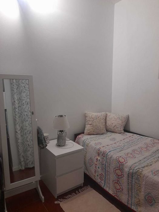 quarto para arrendar