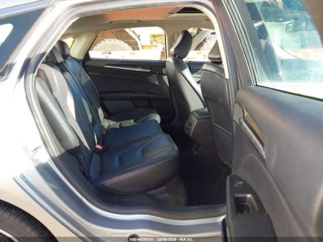 Ford Fusion Titnium 2020 /