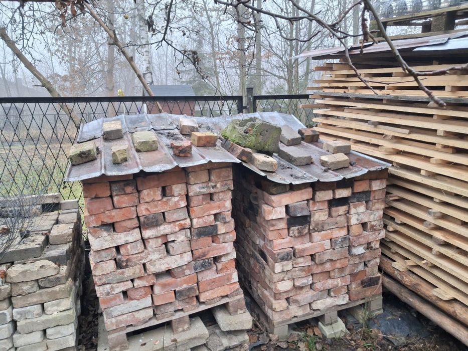 Cegła rozbiórkowa czerwona sucha