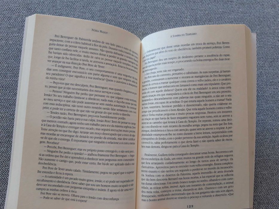 Livro "A sombra do Templário" de Núria Masot