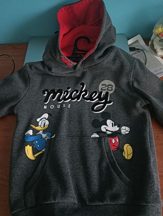 Sweat com capuz 8Anos