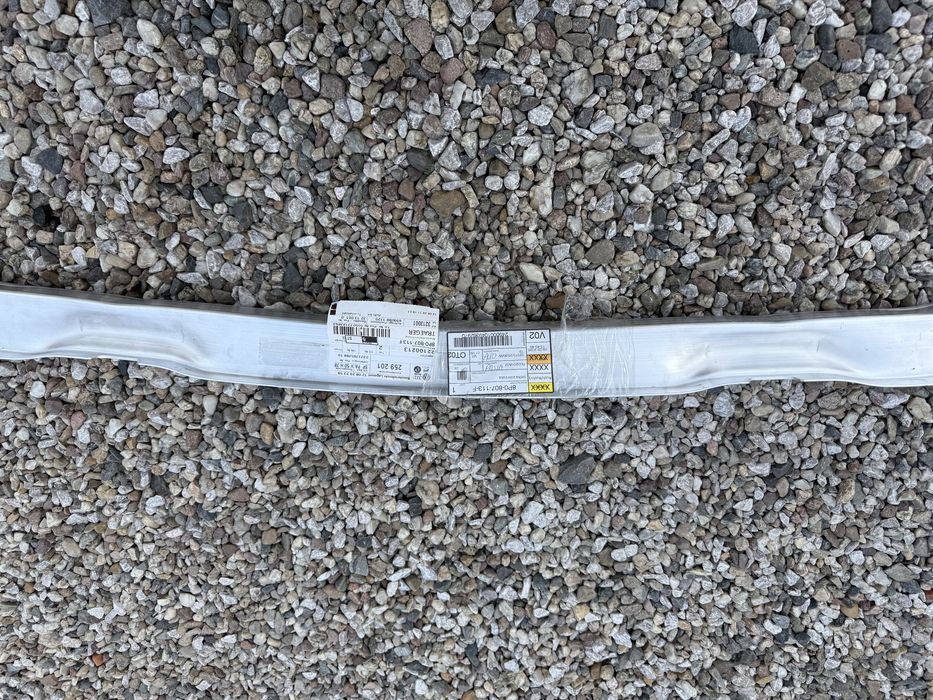 wzmocnienie zderzaka belka audi a3 8p 08-12R 8P0