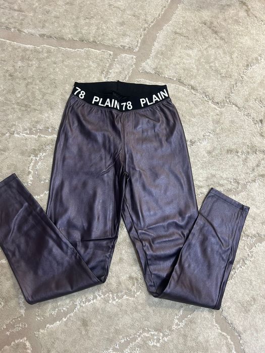 Продам джинсы на девочку