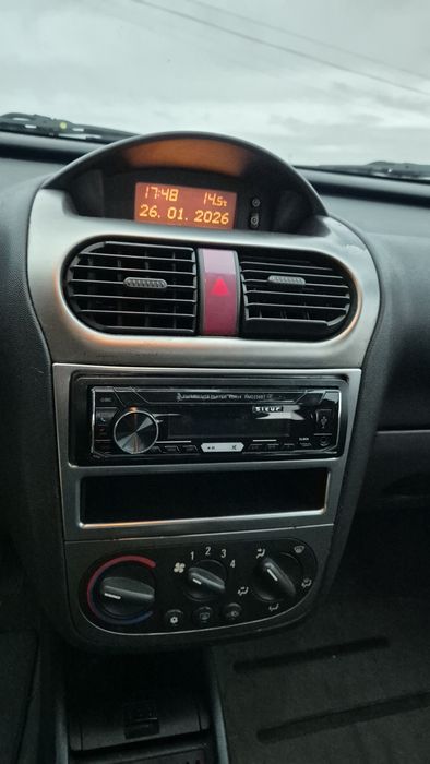 Opel corsa 1.7 dti 5 lugares