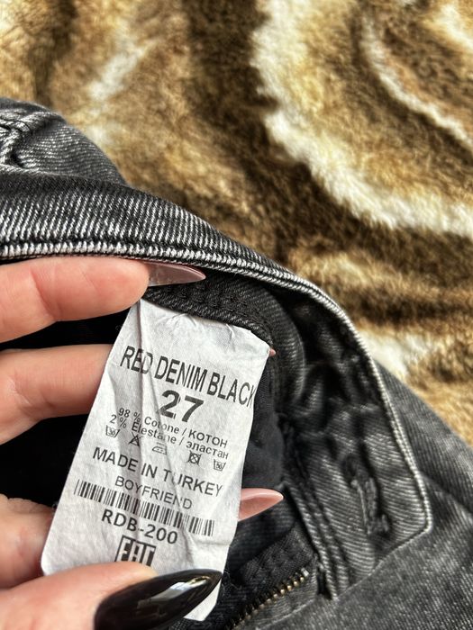 Жіночі джинси 27 розмір