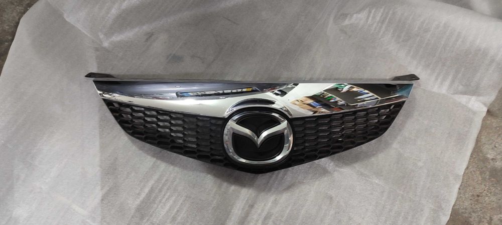 Grelha frente Mazda 6