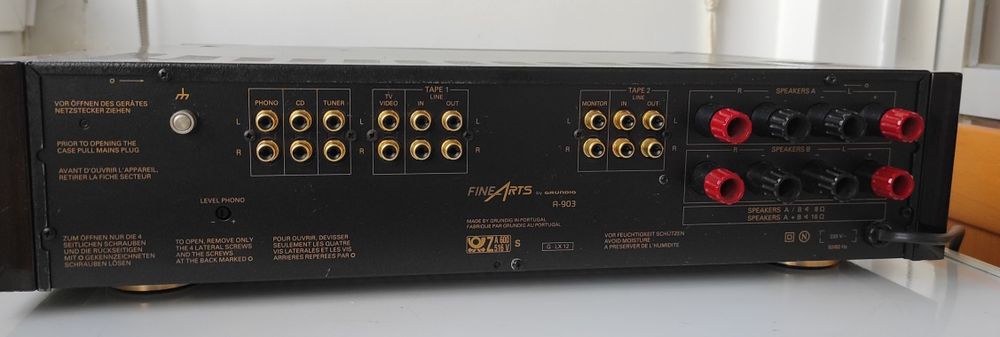 Amplificador stereo Grundig Fine Arts A-903
