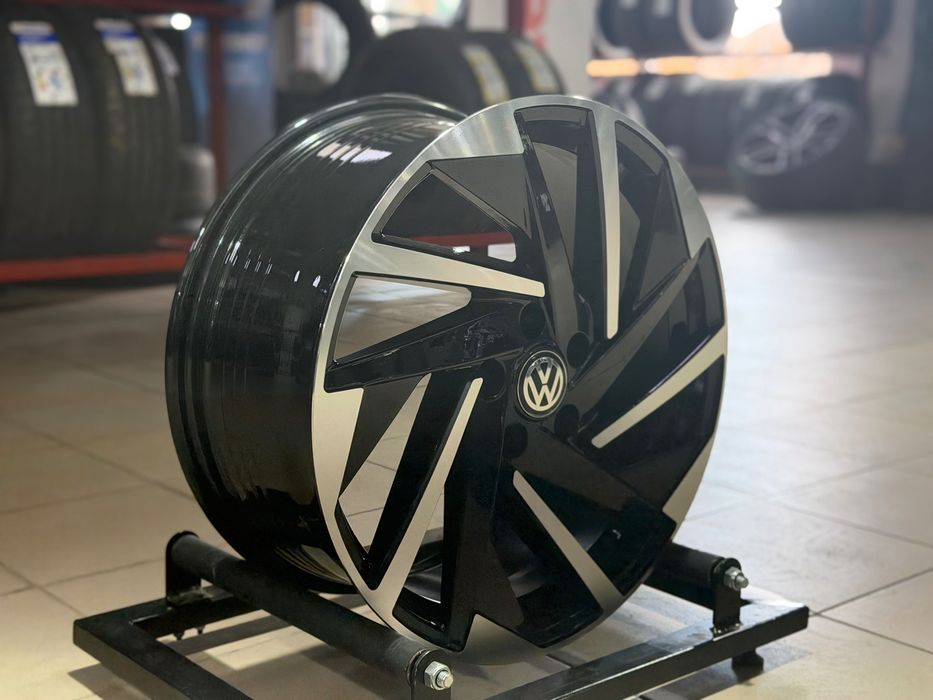 Диски REPLICA FB VW170 R18 5x112 Black Machined Face (VW / Audi / Skoda / Seat)
