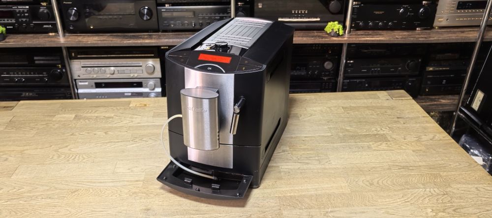 Кавова машина Miele CM5200