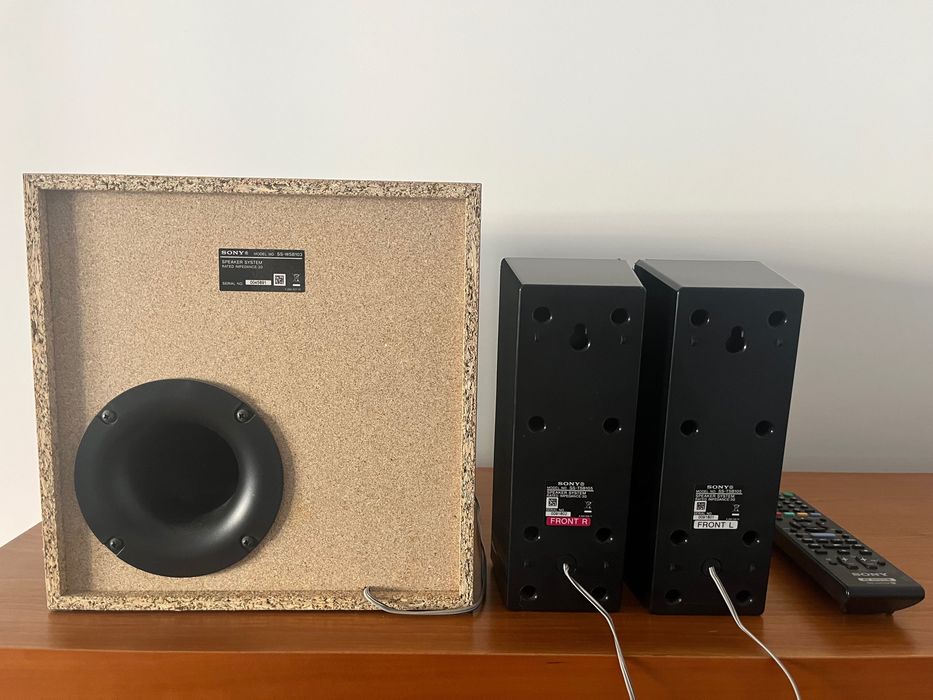 Blu-ray Disc/DVD Home Theatre
System Sony