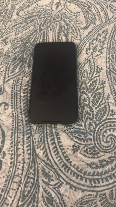 Айфон 11 73% акб