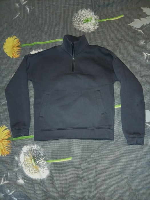 Продам теплу флісову кофтину.
