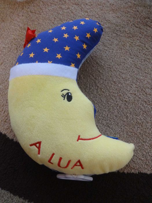 Livro Musical “A Lua” Peluche