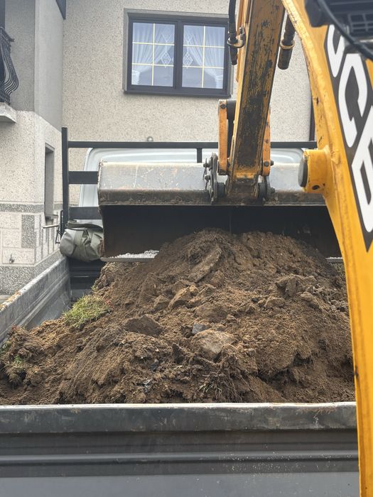 Uslugi Minikoparka 2.7 t / transport materiałów  / roboty ziemne