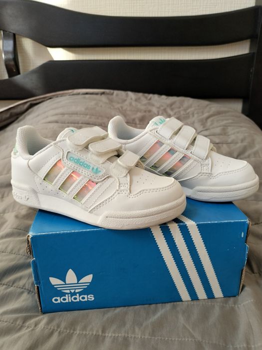 Кросівки adidas оригінал, 28 розмір,дівчинка.