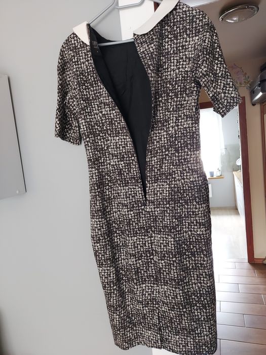 Sukienka Simple 34 elegancka klasyk