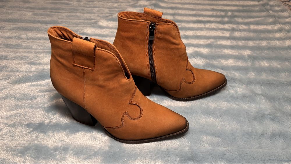 Botki, kowbojki rozm. 40