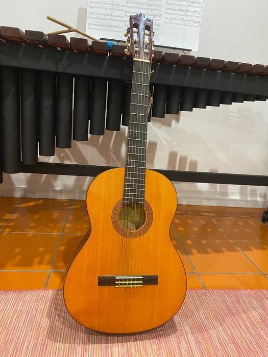 Guitarra Yamaha CG40A
