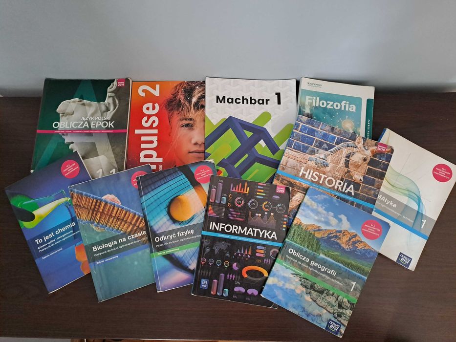 Książki do pierwszej klasy liceum