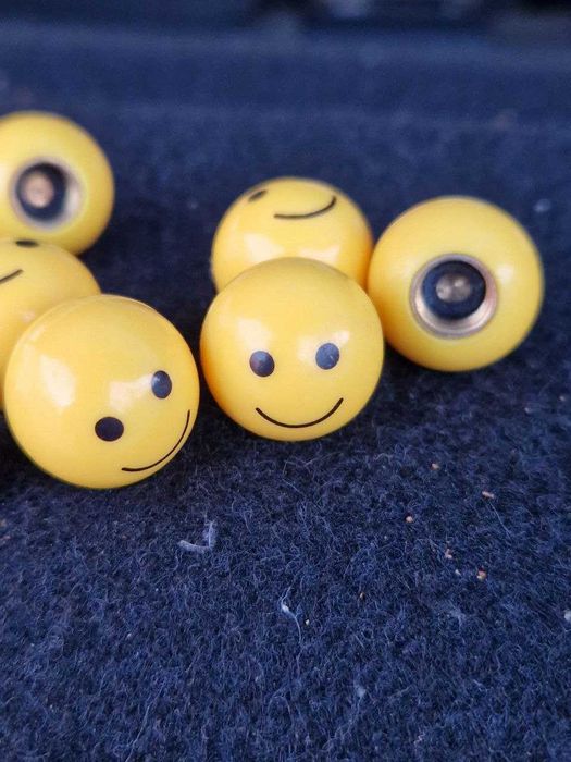 Защитные колпачки на ниппеля Smile (Смайл) 4 шт