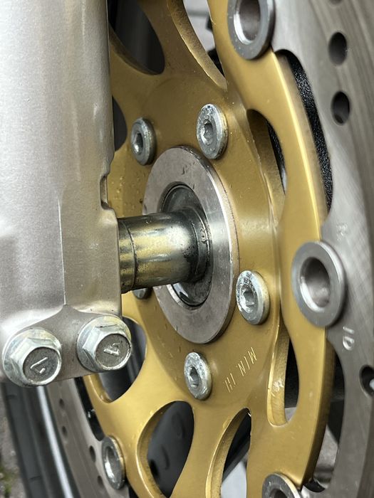 Suzuki gsf600S Bandit без пробігу по Україні (4200$)