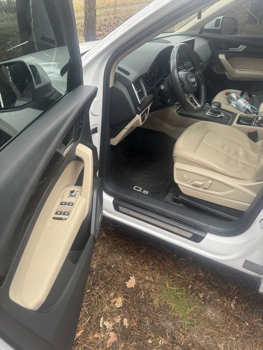 Продам Audi Q5 2.0 бензин