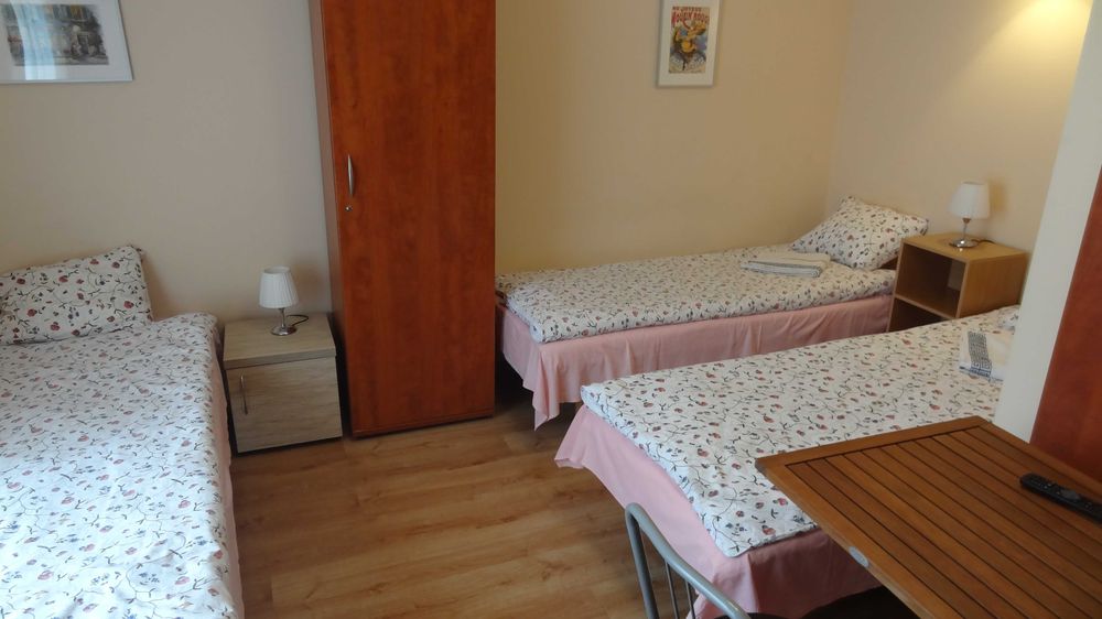 noclegi pracownicze pokoje z łazienkami Raszyn