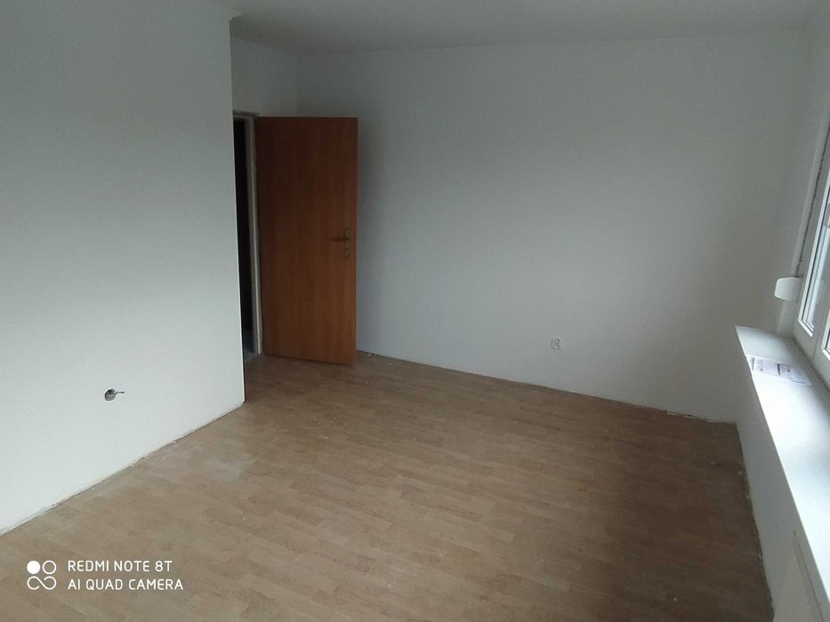 Ładne mieszkanie, cicha okolica