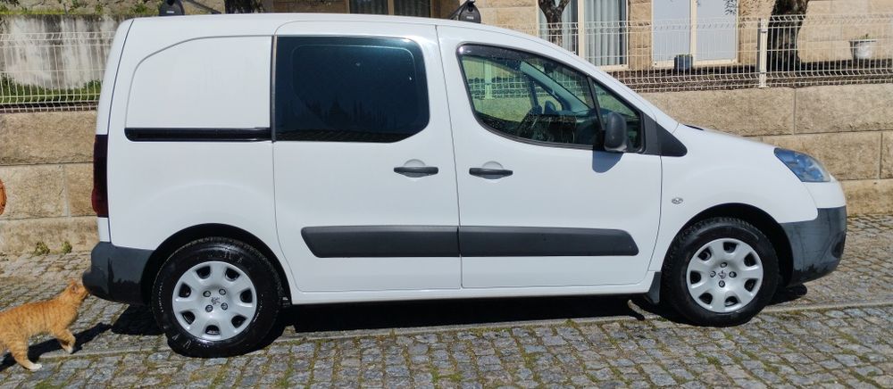 Peugeot partner  2 lugares 2013