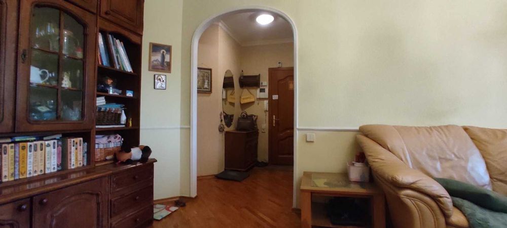 Продам 3-х на Староказацкая, р-н парка Глобы. Ремонт, мебель, техника.