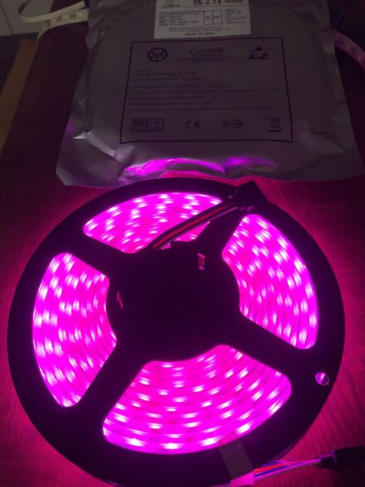 Лед стрічка RGBWW IP76