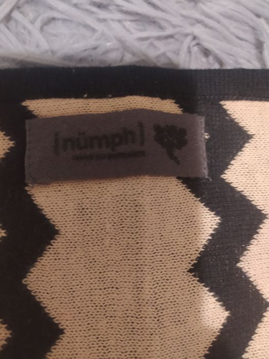 Sweter, narzutka damska Numph