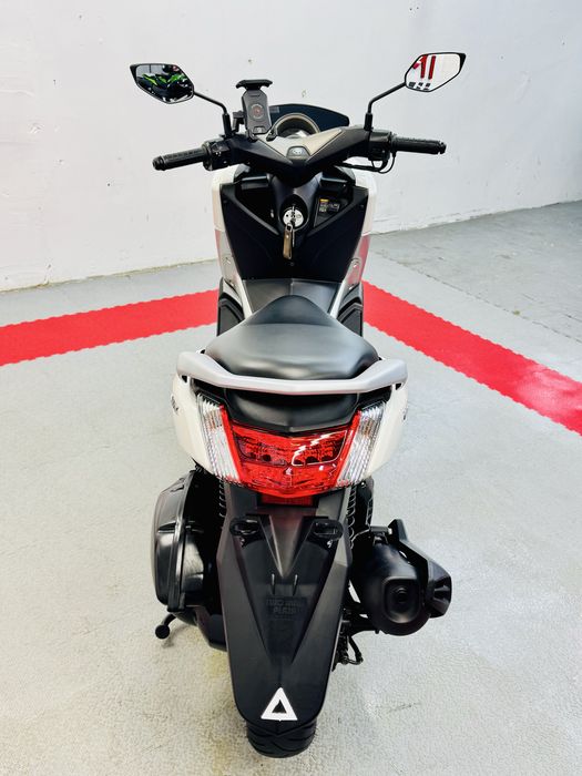 скутер Yamaha N-Max ABS 2016р в оригіналі доставка по Україні