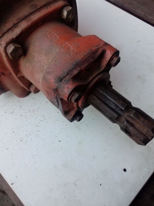 Przekładnia kątowa do świdra