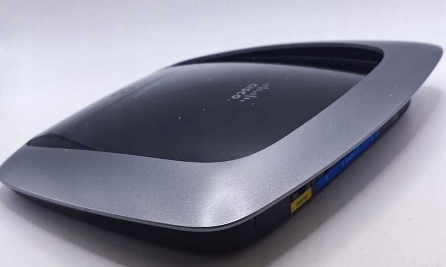 Router Cisko Llinksys E2000-EE Advanced Wirless-N 802.11B/G/N + Zasilacz 835/10/25S