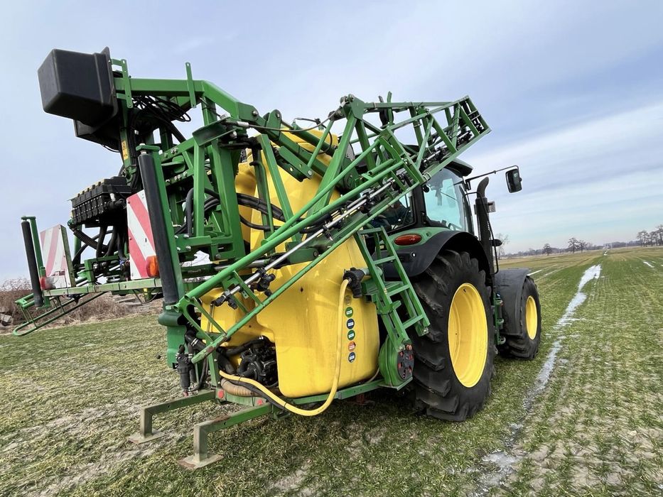 Opryskiwacz John Deere 512 *18 metrów*