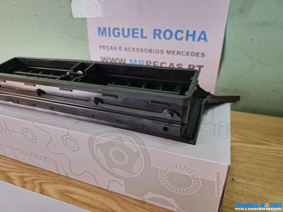 Saida ventilação central tablier Mercedes 190