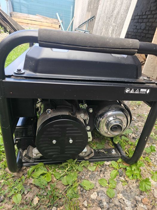 Продам генератор