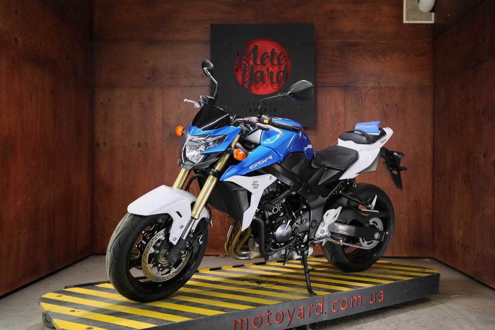 Suzuki GSR750 ABS із Японії