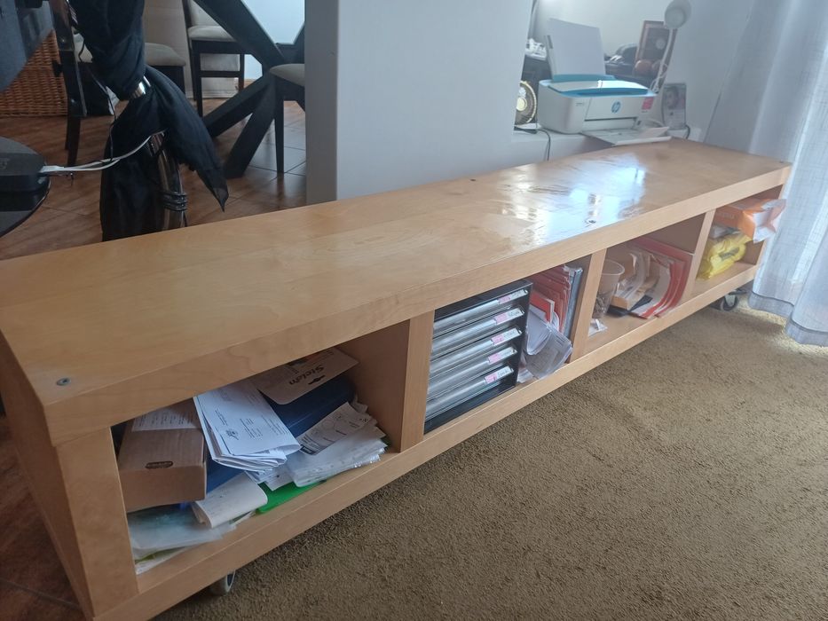 2 móveis de sala com rodas