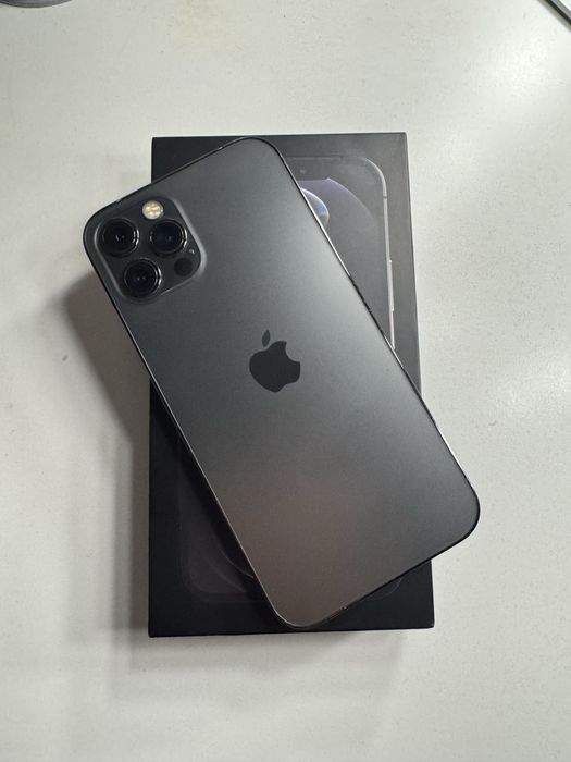 iPhone 12 pro 128gb graphite + etui gratis